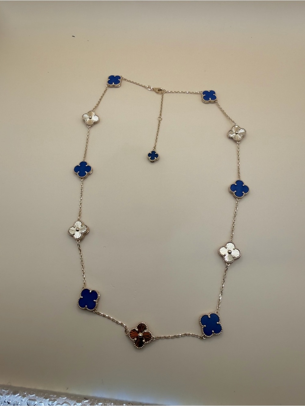 14k Yellow Gold Clover Necklace 17.5” To 19.5”